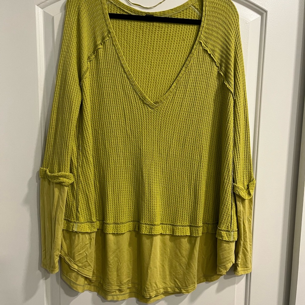 We the Free green waffle long sleeve size XL / 2X